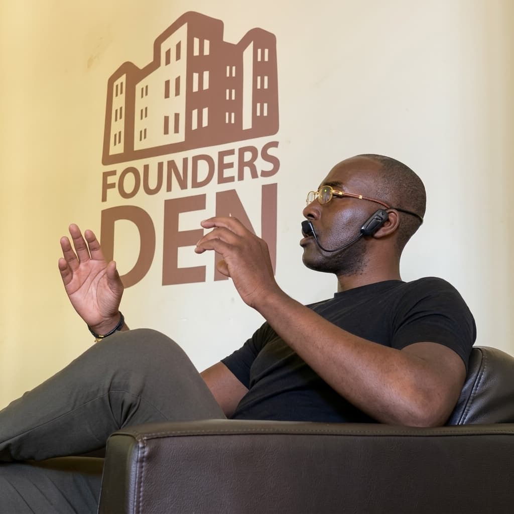 Iggs, Serial Entrepreneur, Growth Marketer, and Founder of Smart Noise